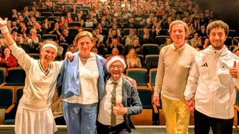 Extrawurst am 27.12.2025 in der Freien Spielstätte in Halle | Bild: Theater Apron