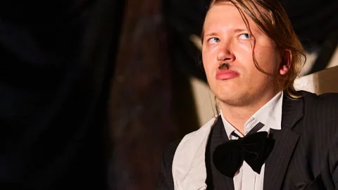 Jannik Sulger als Hitler in MEIN KAMPF | Bild: Martin Patze