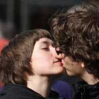 Entschuldigen Sie bitte! Ich glaube, ich habe mich in Sie verliebt. | Bild: Axel Kohout Entschuldigen Sie bitte! Ich glaube, ich habe mich in Sie verliebt. | Bild: Axel Kohout