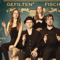 Der Ritter vom gefilten Fisch – Plakat | Bild: Axel Kohout Der Ritter vom gefilten Fisch – Plakat | Bild: Axel Kohout
